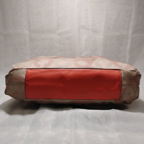 Coach Ashley Signature Opt Art - Picture 6 of 12